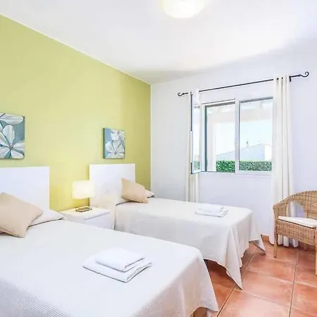 Βίλα Sleeps 7 Pool Air Con Wifi