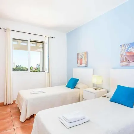 Sleeps 7 Pool Air Con Wifi *